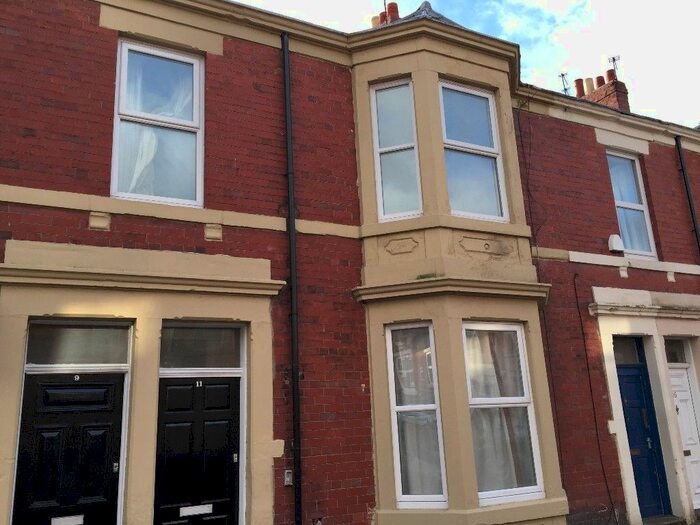 2 Bedroom Flat To Rent In Hazelwood Avenue, Jesmond, Jesmond, Tyne And Wear, NE2