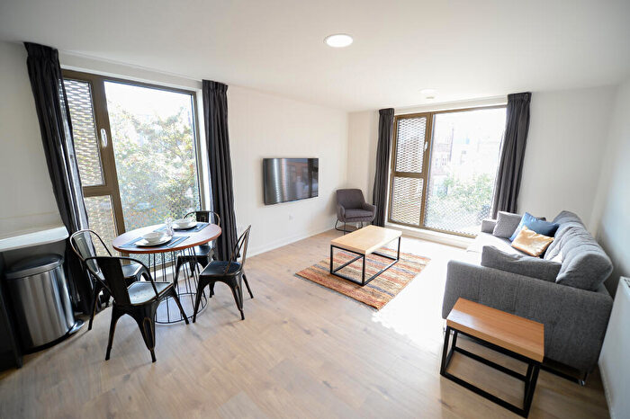 2 Bedroom Apartment To Rent In Sidney Street, Sheffield, S1