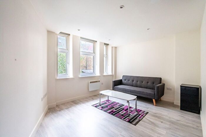 Studio To Rent In Brixton Road, Brixton, London, SW9