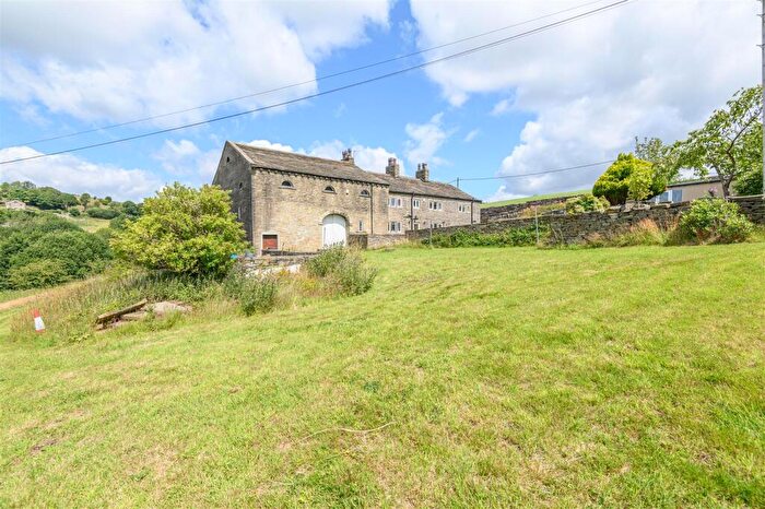 6 Bedroom Detached House For Sale In Blake Hill End Farm, Shibden, HX3