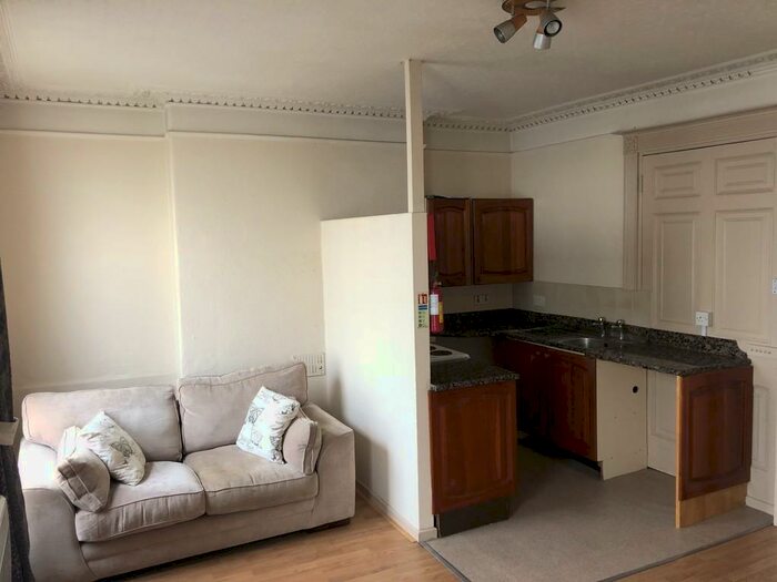 1 Bedroom Flat To Rent In Ground Floor Flat Hewlett Road Cheltenham, GL52