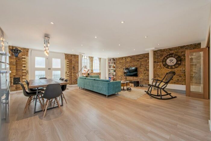 2 Bedroom Flat To Rent In Leonard Street Shoreditch, EC2A