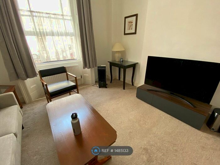 1 Bedroom Flat To Rent In Winchester Street, London, SW1V