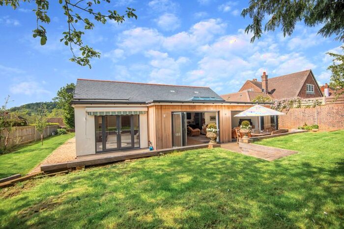 3 Bedroom Detached Bungalow For Sale In Roseacre Gardens, Chilworth, Guildford, GU4