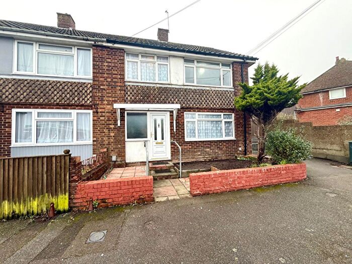 3 Bedroom Terraced House To Rent In Cheriton High Street, Folkestone, CT19