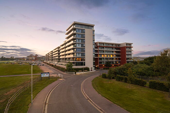 1 Bedroom Flat To Rent In Kingman Way, Newbury, RG14