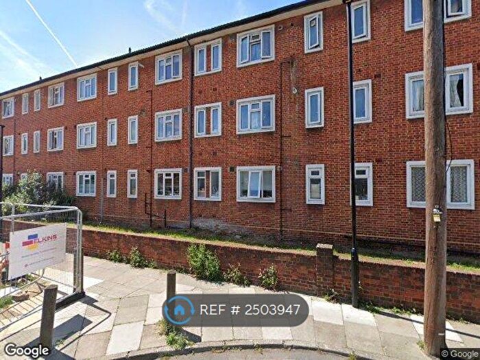 2 Bedroom Flat To Rent In Miles House, London, SE10
