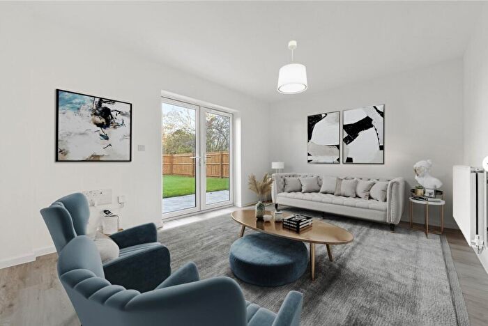 3 Bedroom Semi-Detached House To Rent In Stinson Place, Grove, Wantage, OX12