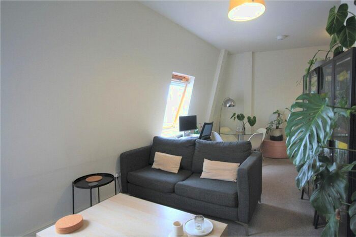 1 Bedroom Flat To Rent In Warple Way, London, W3