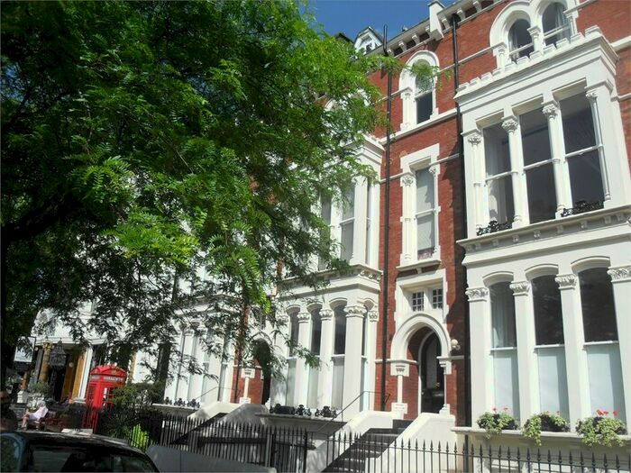 2 Bedroom Flat To Rent In Warrington Crescent, London, W9