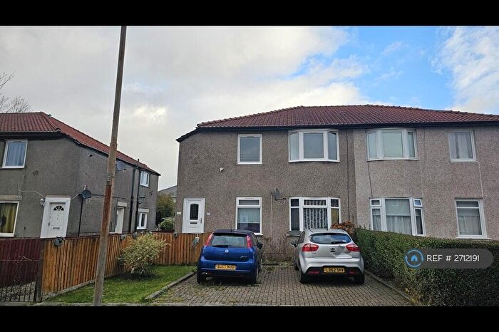 3 Bedroom Flat To Rent In Ashcroft Drive, Glasgow, G44