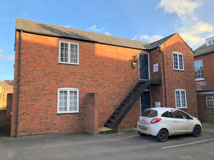 1 Bedroom Maisonette To Rent In Friday Street, Leighton Buzzard, LU7