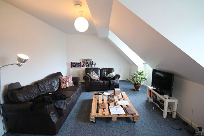 1 Bedroom Flat To Rent In Petherton Road, Highbury, N5