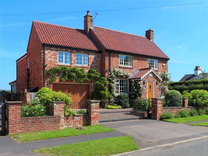 4 Bedroom Cottage For Sale In Foston, York, YO60
