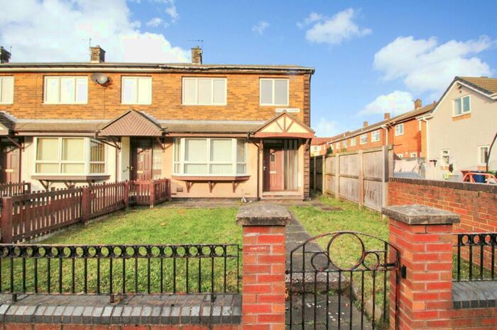 3 Bedroom End Of Terrace House To Rent In Bristol Avenue, Sunderland, Tyne And Wear, SR5