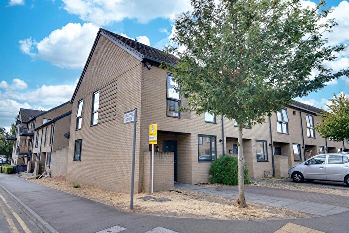 3 Bedroom Property For Sale In Bridgewater Road, Romford, RM3