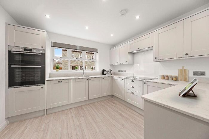 5 Bedroom Detached House For Sale In Beckett View, Skipton, North Yorkshire, BD23