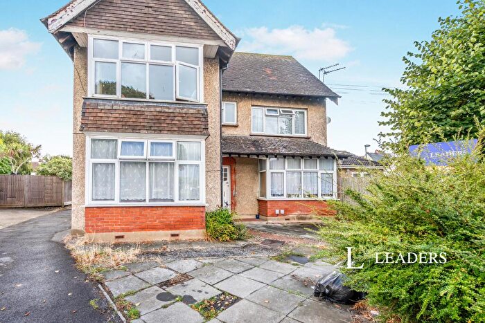 1 Bedroom Flat To Rent In Nyewood Lane, PO21