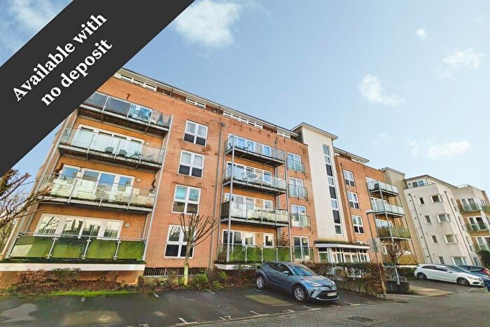 2 Bedroom Flat To Rent In James Weld Close, SO15
