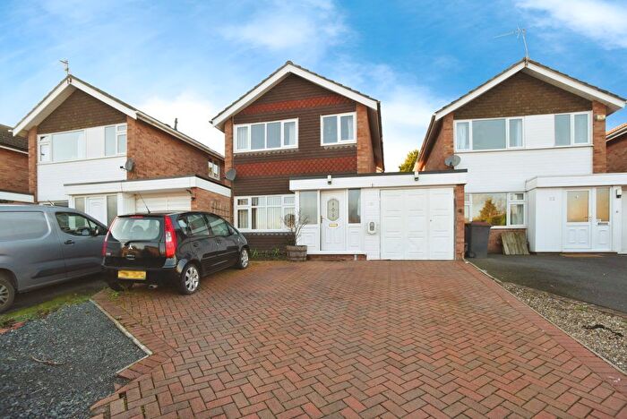 3 Bedroom Link Detached House For Sale In Chetwynd Grove, Newport, TF10