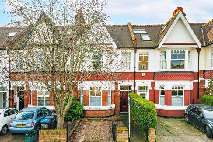 2 Bedroom Flat For Sale In South Park Road, Wimbledon, SW19