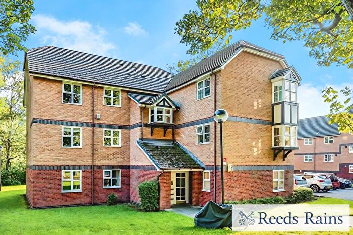 2 Bedroom Apartment To Rent In Monroe Close, Salford, M6