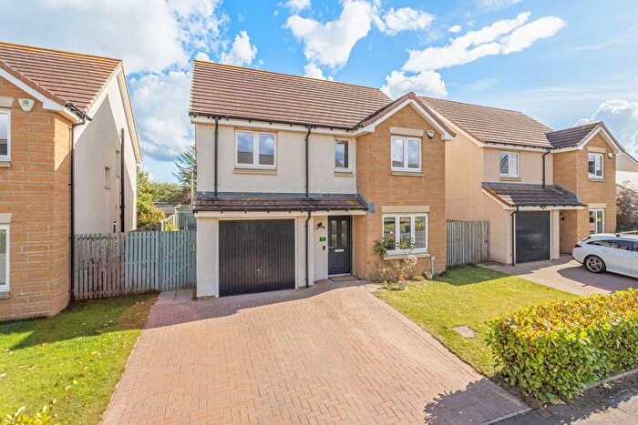 4 Bedroom Detached House For Sale In Corby Craig Avenue, Bilston, Roslin, EH25