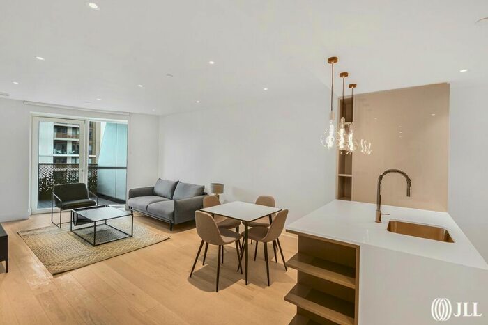 2 Bedroom Flat To Rent In Cassini Apartments, White City Living, London, W12