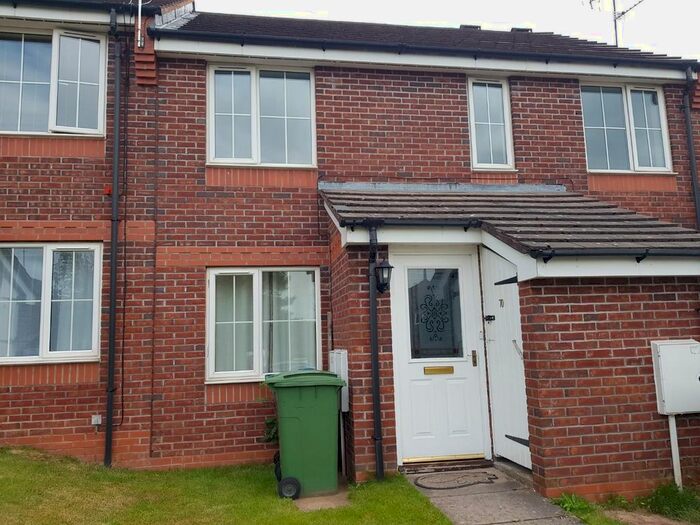 2 Bedroom Flat To Rent In Navigation Loop, Stone, ST15