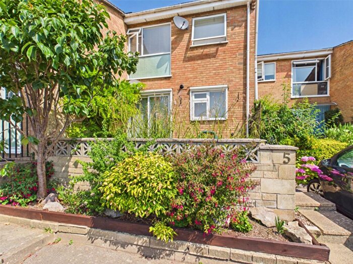 2 Bedroom Apartment For Sale In The Grove, Ebley, Stroud, Gloucestershire, GL5