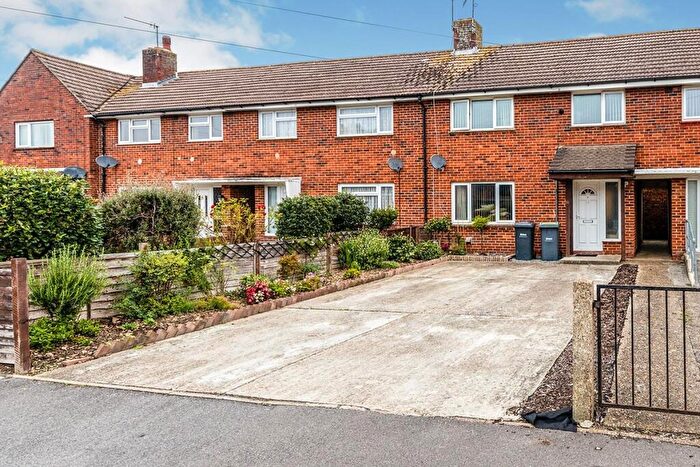 3 Bedroom House To Rent In Blendworth Crescent, Havant, Hampshire, PO9