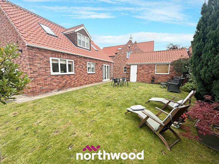 3 Bedroom Bungalow For Sale In Pastures Grove, Hatfield Woodhouse, Doncaster, DN7