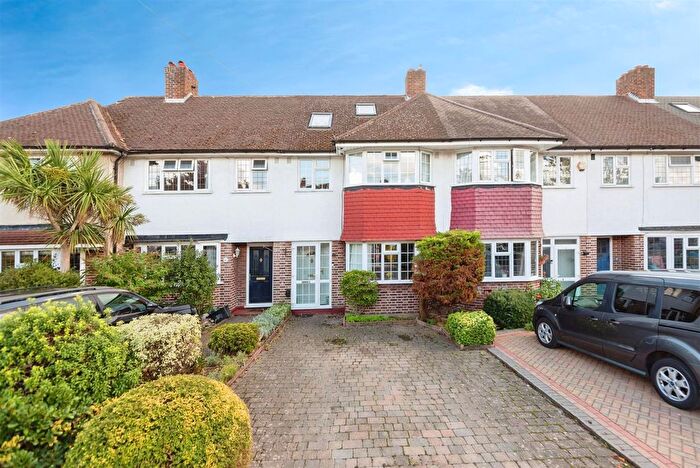 3 Bedroom Terraced House For Sale In Selkirk Road, Twickenham, TW2