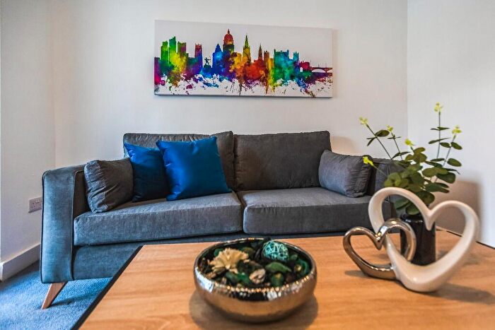 3 Bedroom House To Rent In Carisbrooke Avenue, Beeston, Nottingham, Nottinghamshire, NG9