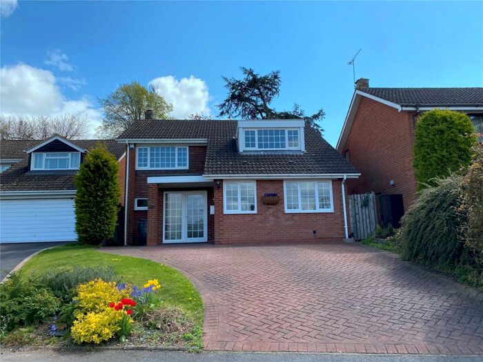 4 Bedroom Detached House For Sale In Waggoners Close, Bubbenhall, Coventry, CV8