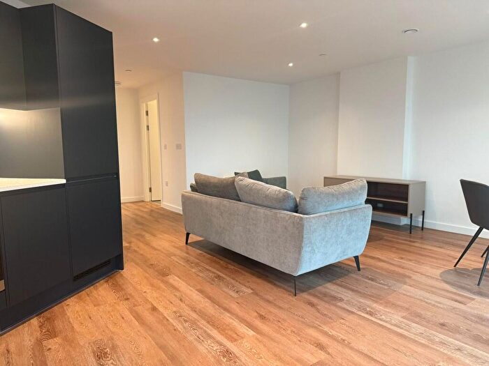 2 Bedroom Flat To Rent In Blucher Street, Birmingham, B1