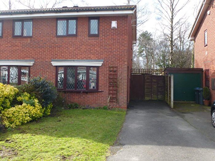 2 Bedroom Semi-Detached House To Rent In Sparrey Drive, Bournville, B30