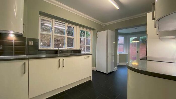 2 Bedroom Town House To Rent In Providence Place, Railway Street, Hertford, SG14
