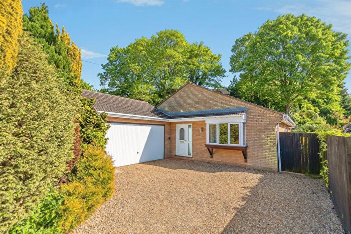 3 Bedroom Detached Bungalow For Sale In Reach Lane, Heath And Reach, Leighton Buzzard, LU7