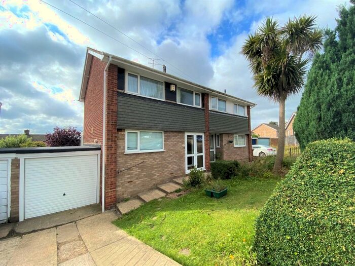 3 Bedroom Semi-Detached House To Rent In Rainham, Gillingham, ME8