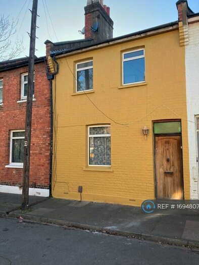 3 Bedroom Terraced House To Rent In Goodhall St, London, NW10