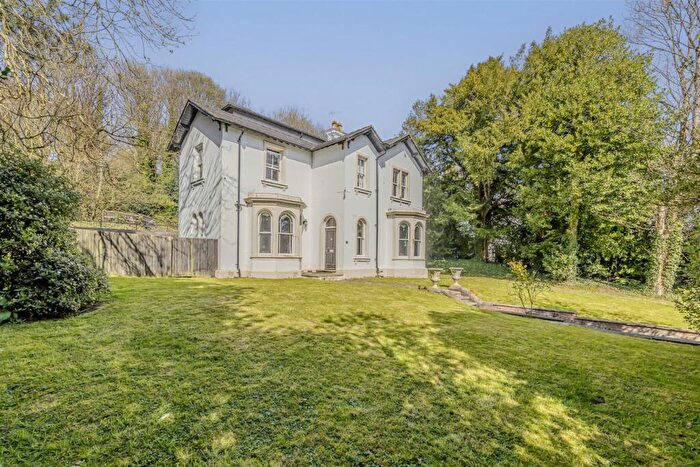 6 Bedroom Detached House For Sale In The Villas, Stoke-On-Trent, ST4