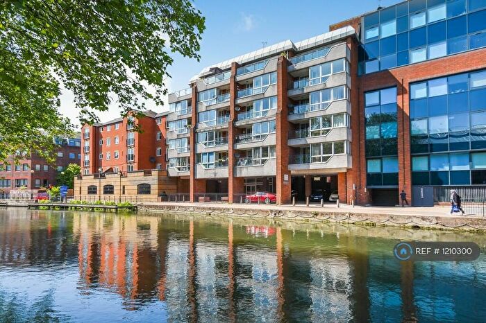 1 Bedroom Flat To Rent In Kings Reach Court, Reading, RG1