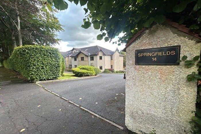 3 Bedroom Flat To Rent In South Avenue, Paisley, PA2