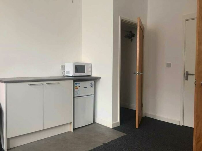 Studio To Rent In Lower Dolcliffe Road, Mexborough, S64