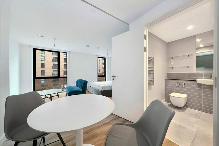 Studio To Rent In Chevette Court, Kimpton Road, Luton, LU2