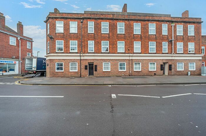 2 Bedroom Flat For Sale In Stoke Road, Gosport, Hampshire, PO12