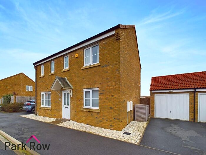 3 Bedroom Detached House For Sale In Conference Court, Sherburn In Elmet, Leeds, LS25