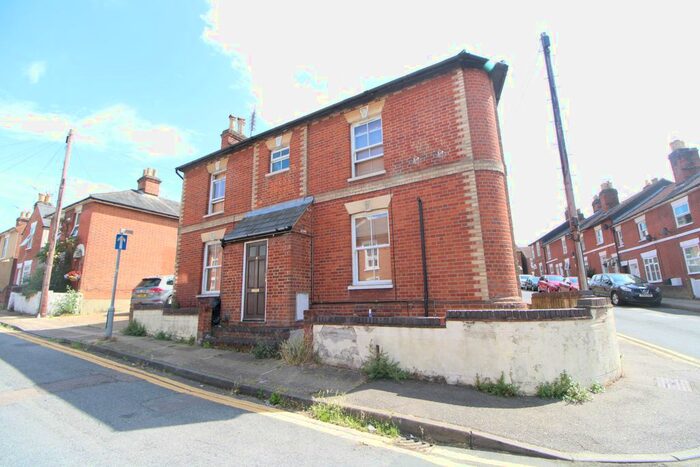 Studio To Rent In Shrubland Road, Colchester, CO2