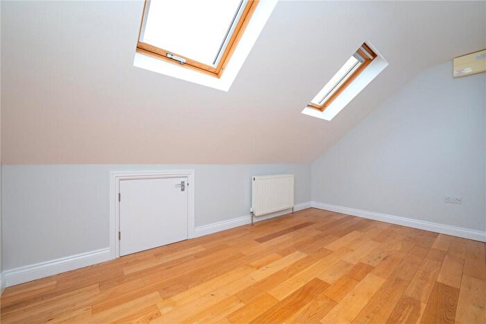Studio To Rent In Beresford Road, St. Albans, Hertfordshire, AL1